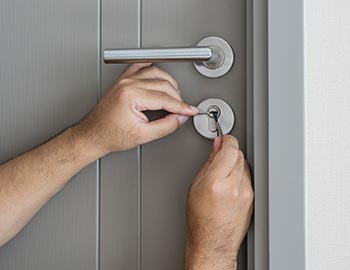 Doral Residential Deadbolt Change Locksmith